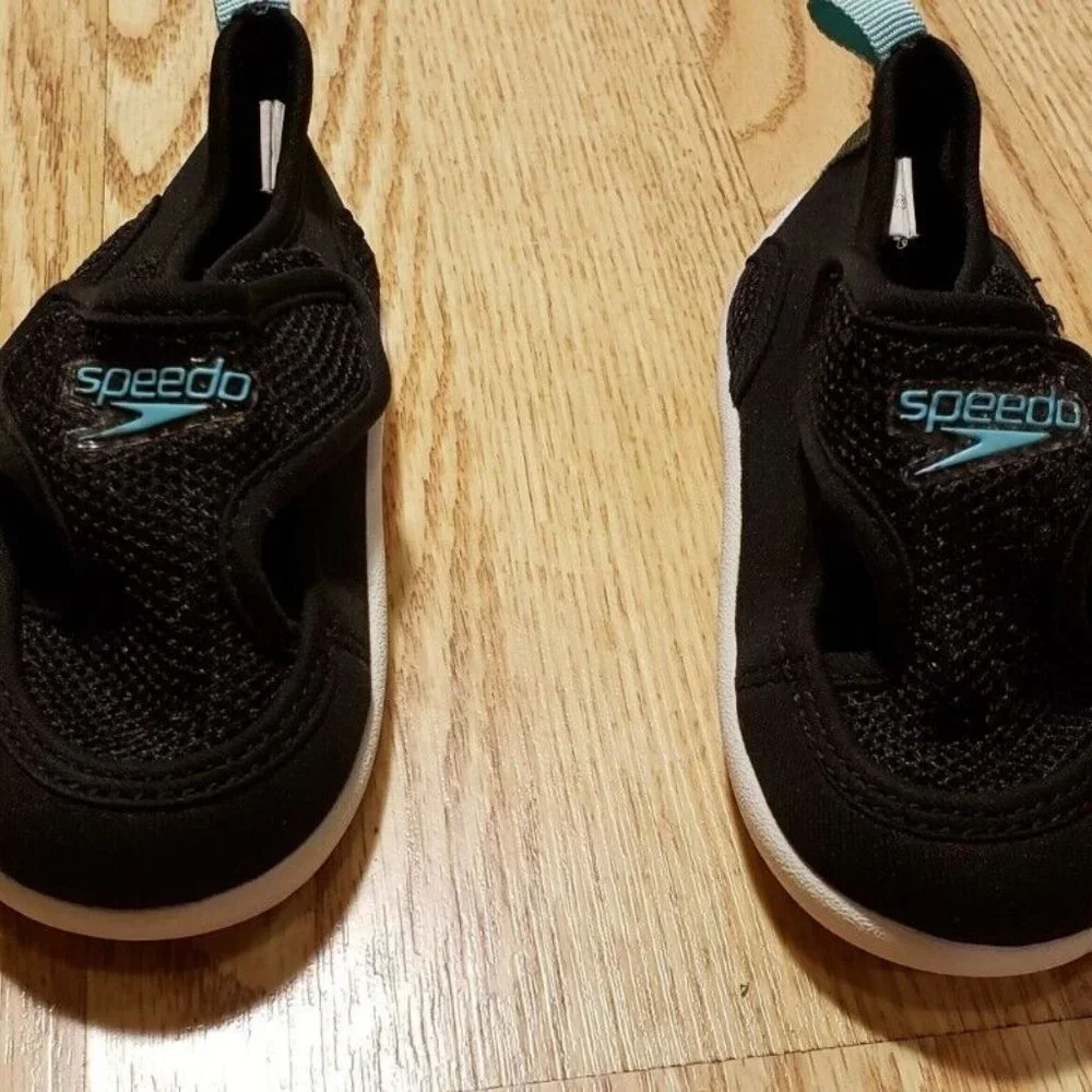 Speedo Baby/Toddler Water Swim Shoes Size: 5/6 Black Unisex
